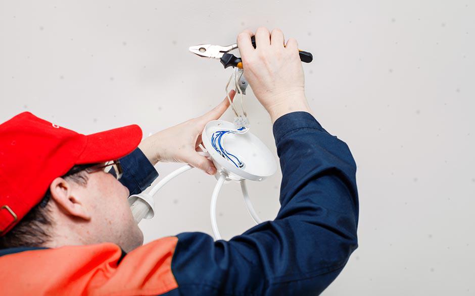 électricien installateur Paris 18